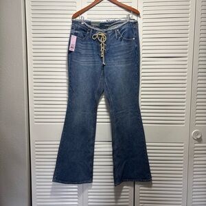NWT Wild Fable Y2K Low Rise Flare Lace Up Medium Wash Jeans Size 31 x 33